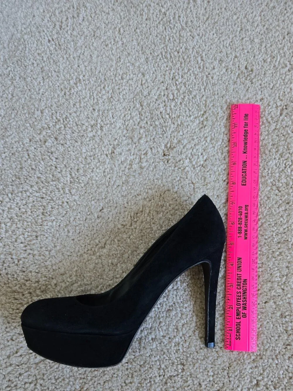 Stuart Weitzman stuart weitzman